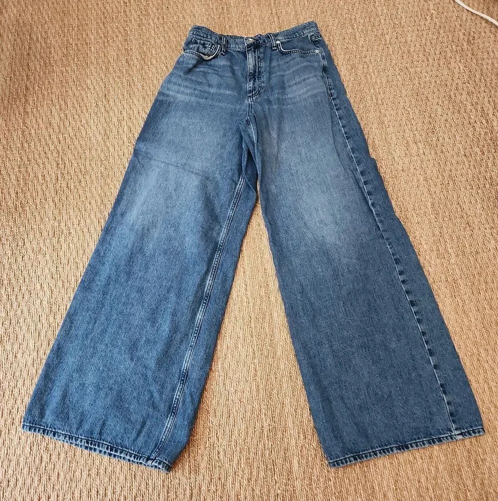 Rag & Bone Wide Leg Blue Denim Jeans Size 28